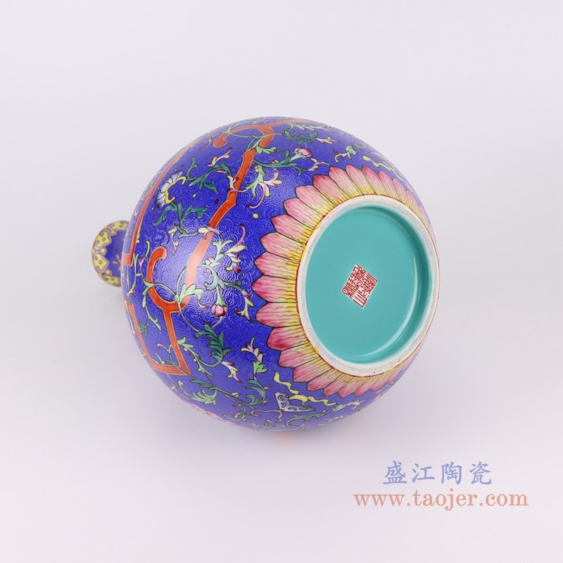 粉彩珐琅彩深蓝底扒花缠枝莲葫芦瓶;产品编号：RYLW34-B       产品尺寸(单位cm):  高：39.1直径：23.2口径：底径：12重量：3.5KG