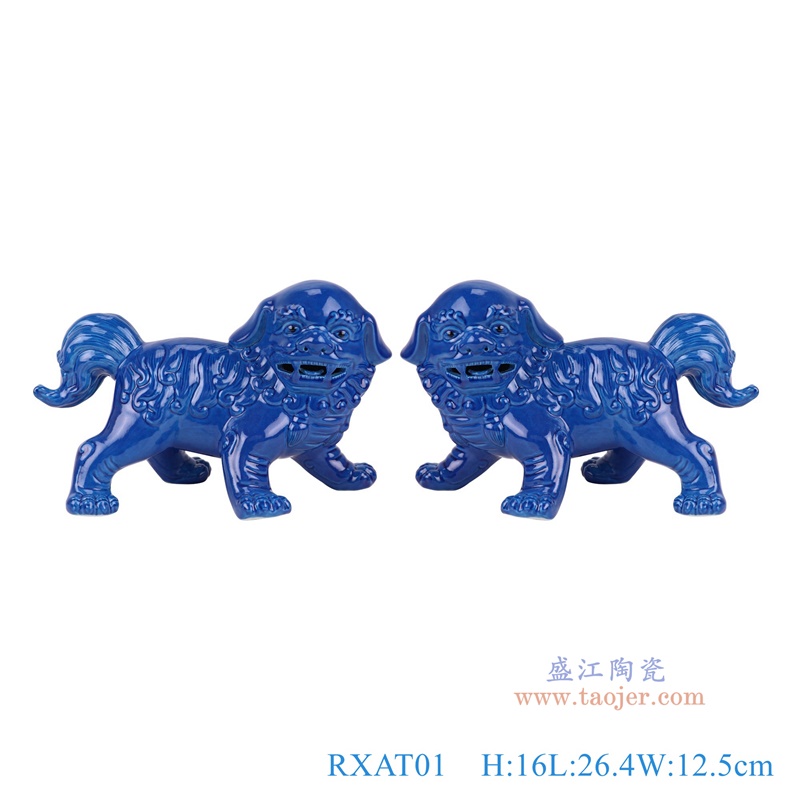 蓝色狮子狗站姿雕塑一对，产品编号：RXAT01       产品尺寸(单位cm):  高16直径26.4口径底径重量1.25KG