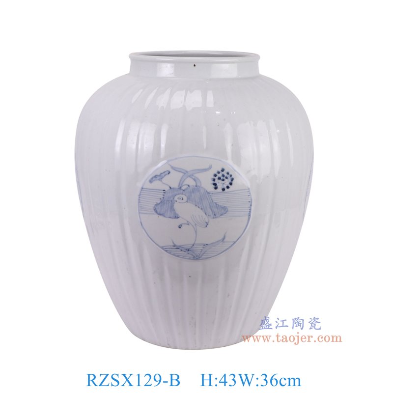 RZSX129-B仿古脚踩泥白底开窗青花花鸟瓜楞罐正面图